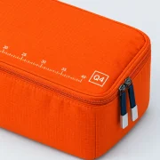 Week Large Duo, close-up of the printed scale and size code